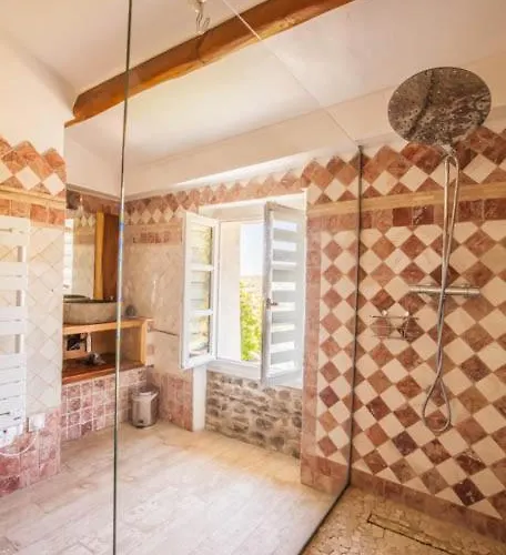 בית נופש - Mas De Louise Rousson (Gard)